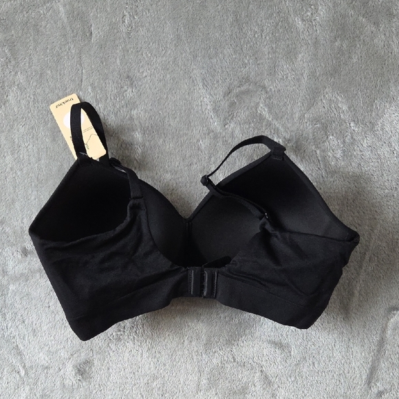 Women's Medium Black Truekind Supportive Comfort Wireless Shaping Bra - Picture 2 of 3